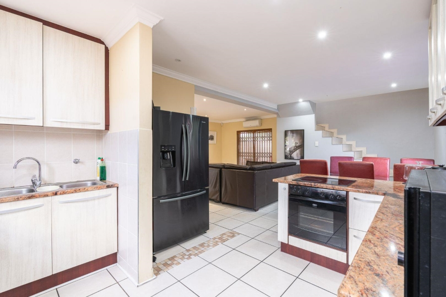3 Bedroom Property for Sale in Royal Ascot Western Cape